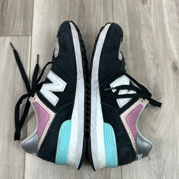 New Balance women’s 574 black pink sneakers size 7.5 - Picture 7 of 7